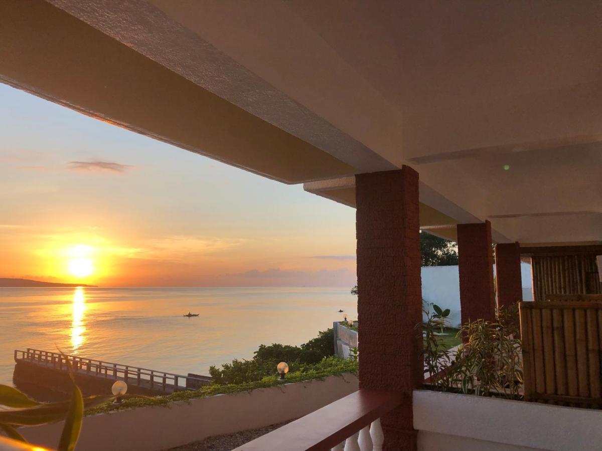 Wuthering Heights Bed & Breakfast By The Sea Dumaguete City Exteriér fotografie