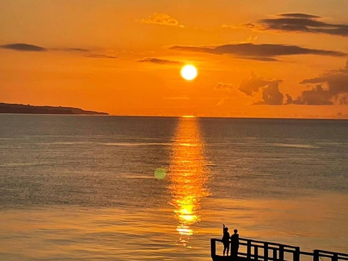 Wuthering Heights Bed & Breakfast By The Sea Dumaguete City Exteriér fotografie